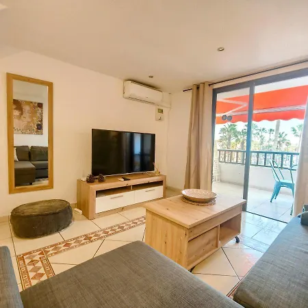 Duplex Agnes Parque Santiago I アパート