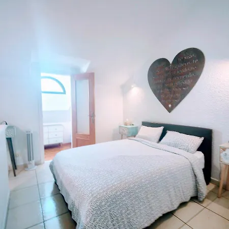 Duplex Agnes Parque Santiago I アパート *